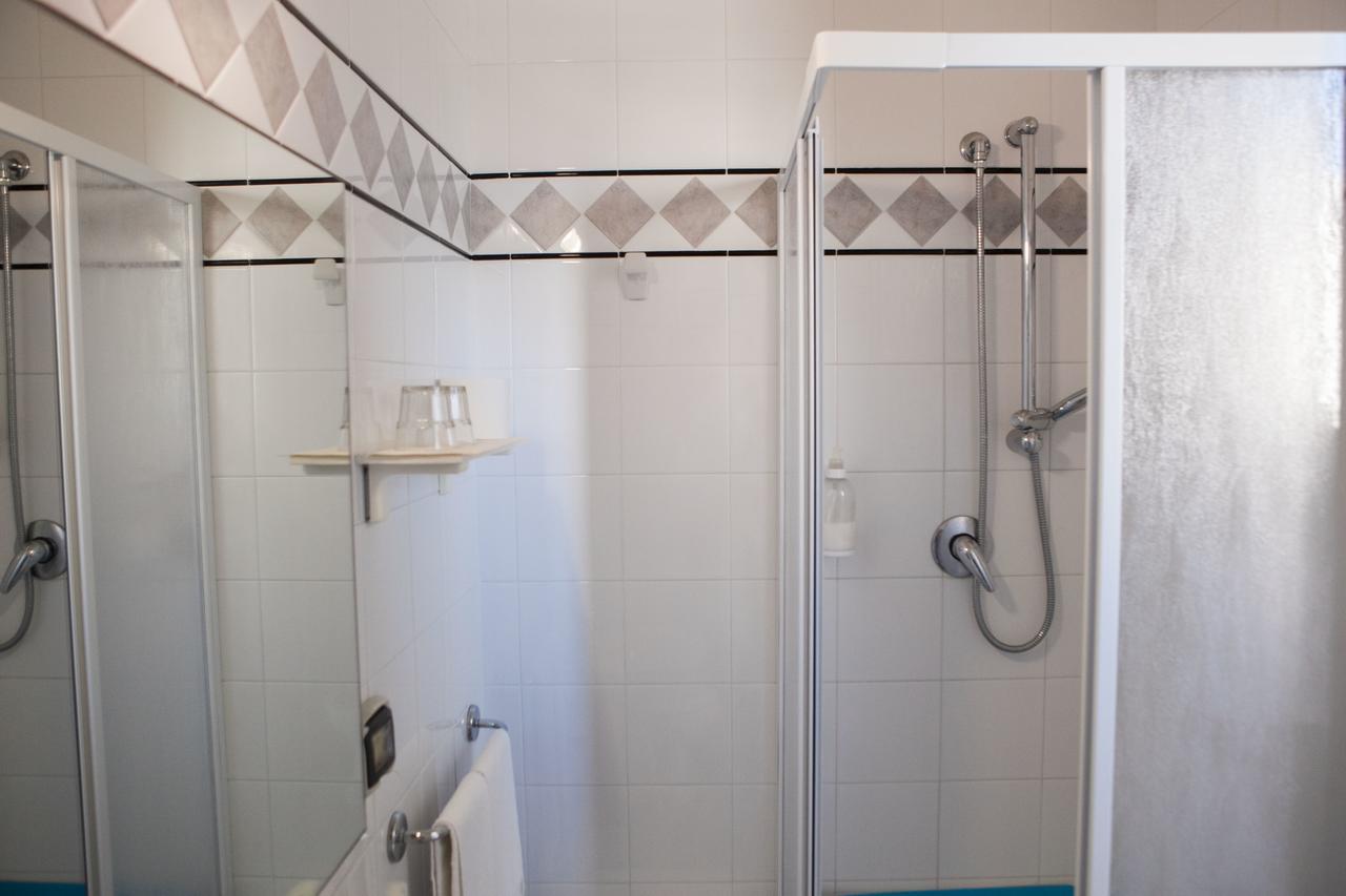 Albergo Lucy Trani Kamer foto